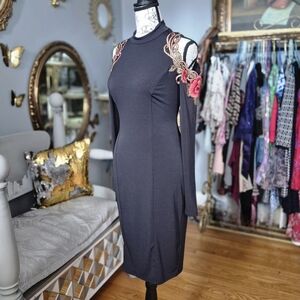 VENUS Romantic Black Long Sleeve Dress with Embroidered Floral Embellishments XS
